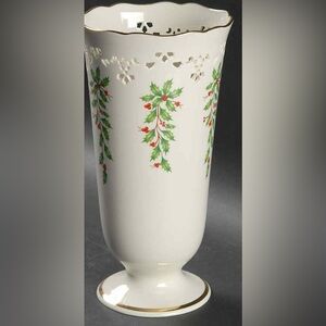 Vintage Lenox For the holidays pierced Medium Vase (like new)
